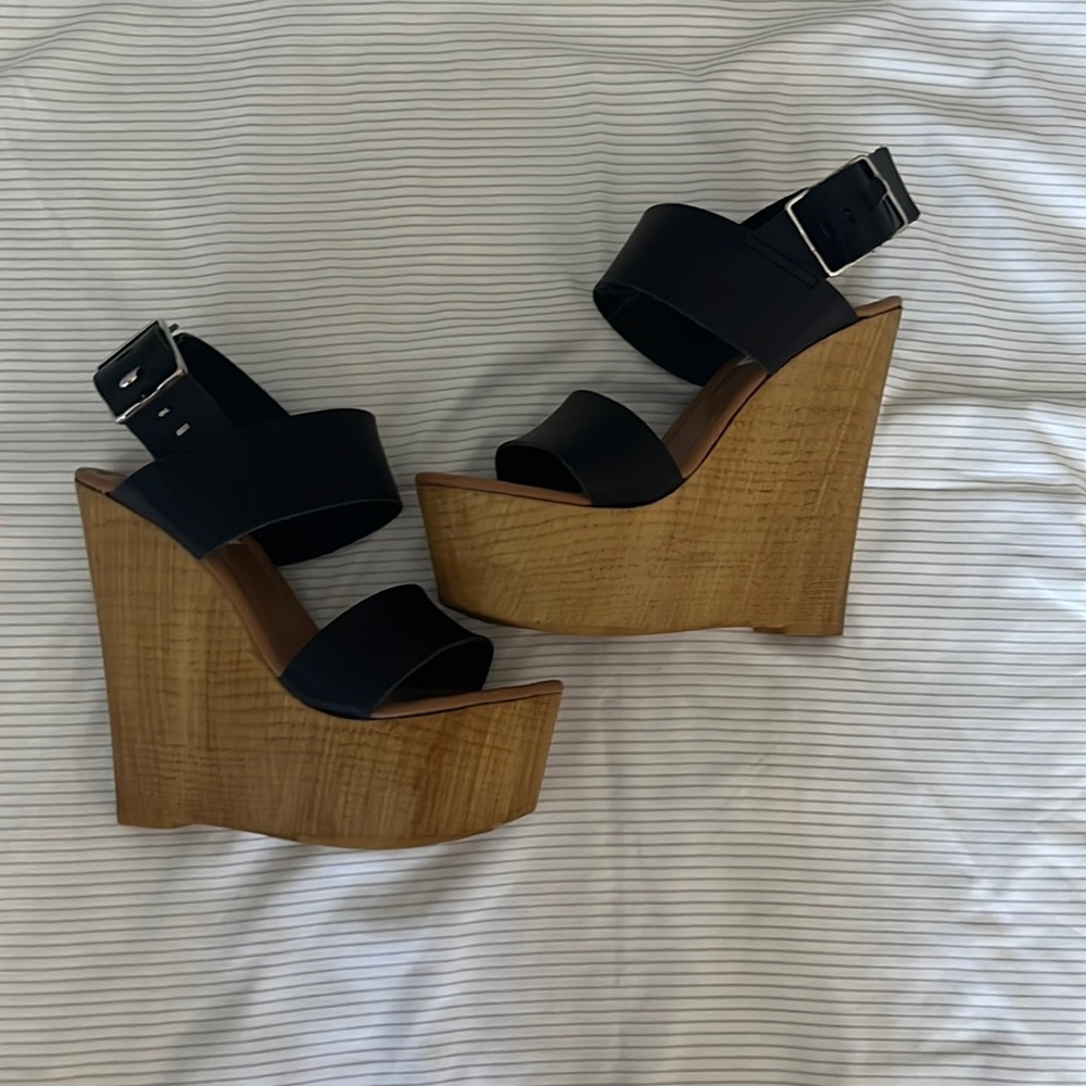 Size 6 wedges